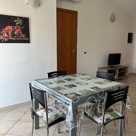 Апартаменты A Casa Di Olivia Джиразоле Экстерьер фото